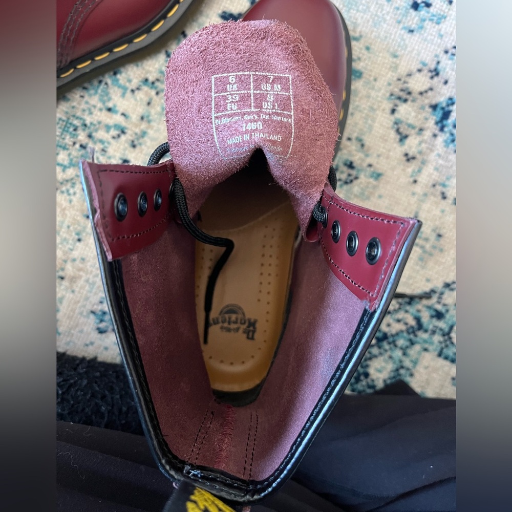 Doc Martens - Picture 7 of 7